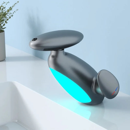 ChromaFlow – LED Sink Mixer with Pull-Out Penguin Design